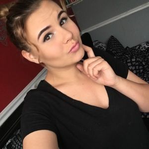 Meet your Posher, Jenna